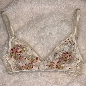 Brandy Melville | Floral Lace Bralette